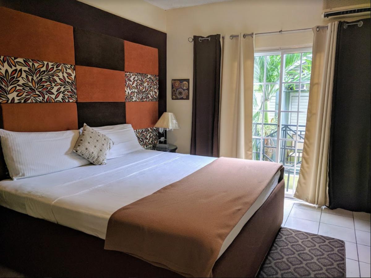 Christar Villas Hotel Kingston Eksteriør billede